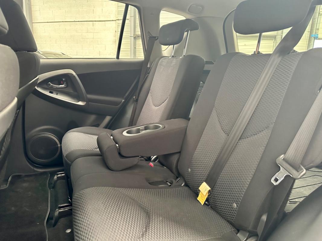 Toyota RAV4 - 2.2 D4D 150 LOUNGE 4X2
