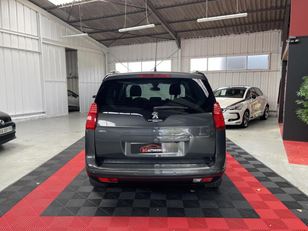 Peugeot 5008 - 1.6 hdi 120 CH BV EAT6 ALLURE - GARANTIE 6 MOIS