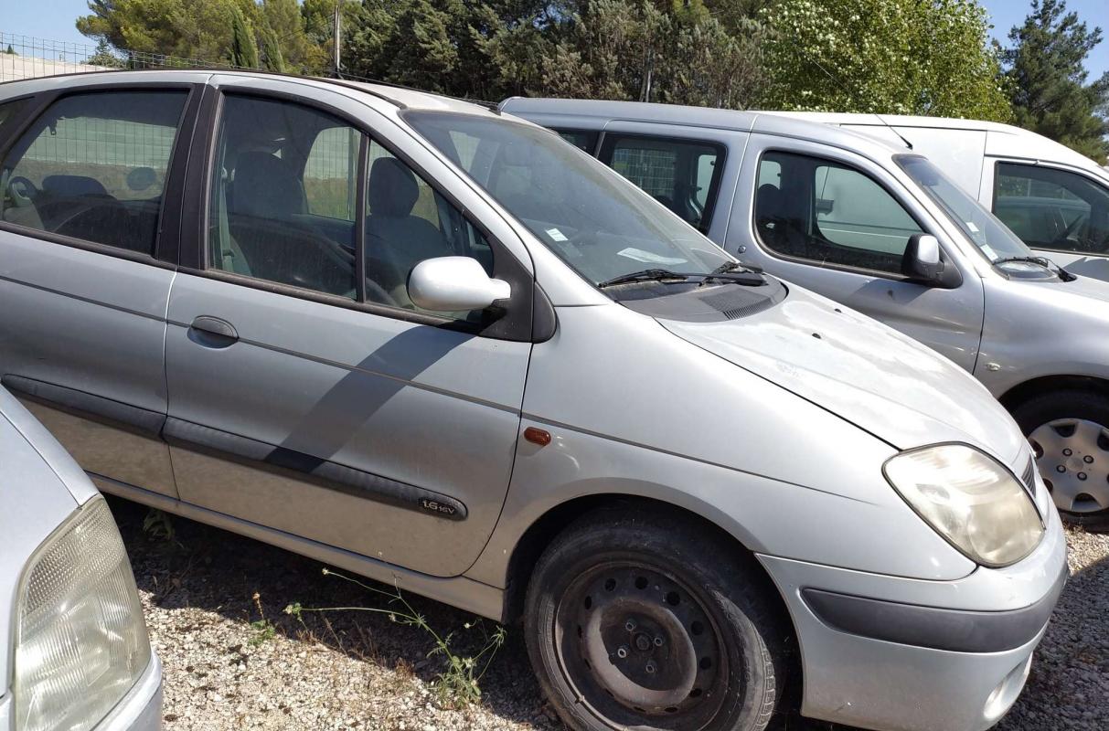 RENAULT SCÉNIC - 1,6 AIR 16V 107CV (2002)