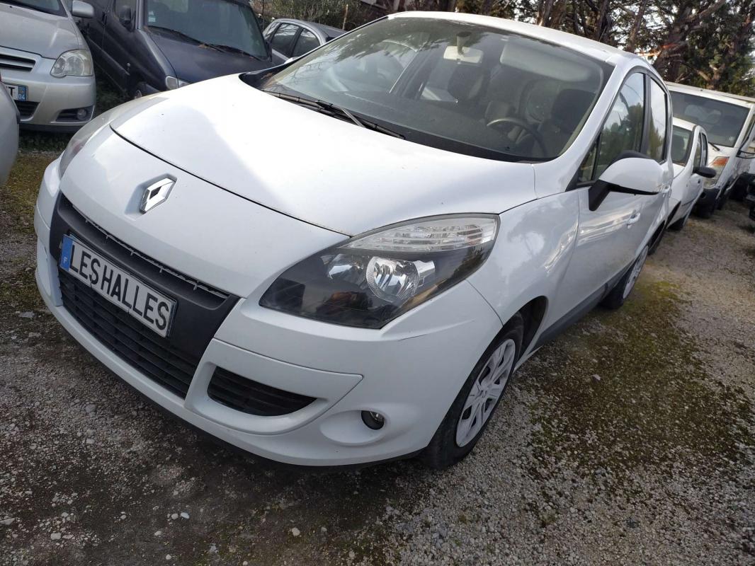 RENAULT SCÉNIC - III 1,5 DCI 95 FAP ECO2 5PTES AUTHENTIQUE (2011)