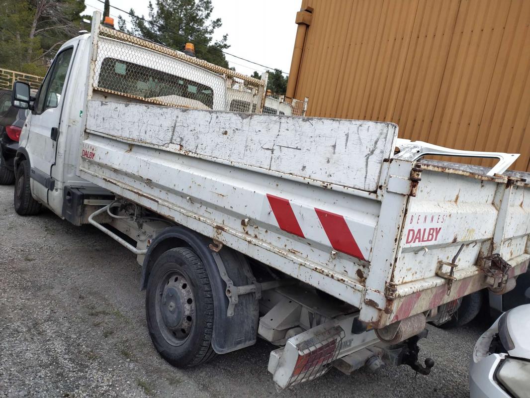 RENAULT MASTER BENNE - II PH1 MULTI 2,5D 80CV AMPLIROLL DALBY 23 A (2000)