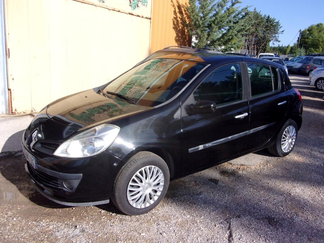 RENAULT CLIO - III 1,2 TCE (2008)