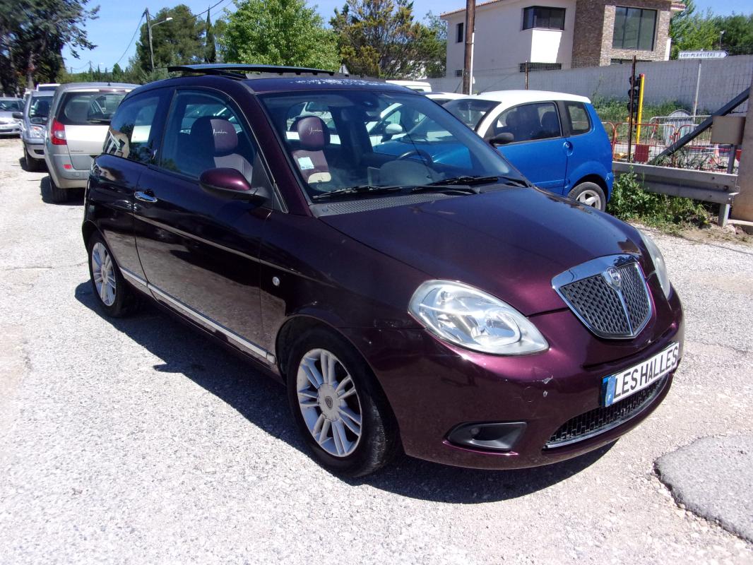 LANCIA YPSILON - 1,4 PLATINO BOITE AUTO (2008)