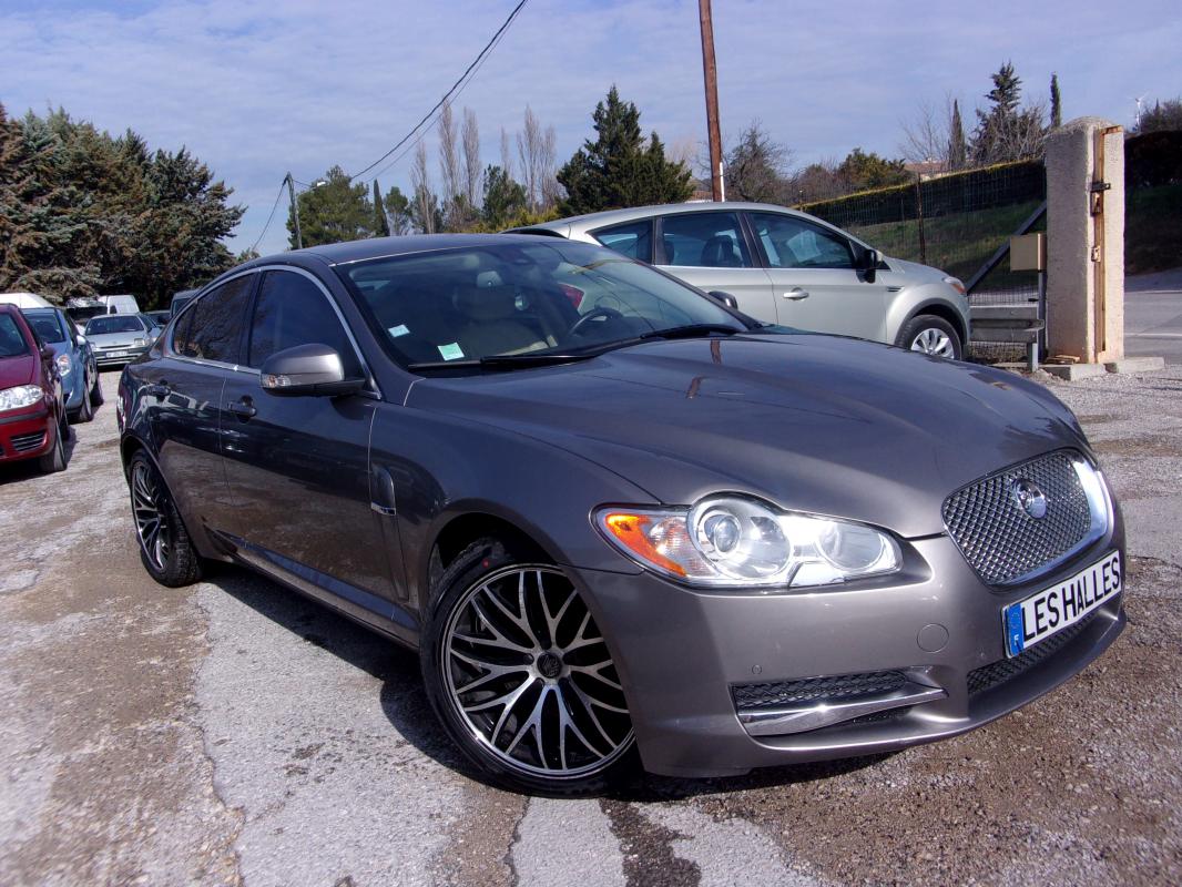 JAGUAR XF - 2,7 V6D BI-TURBO 207CV PREMIUM BOITE AUTO (2008)