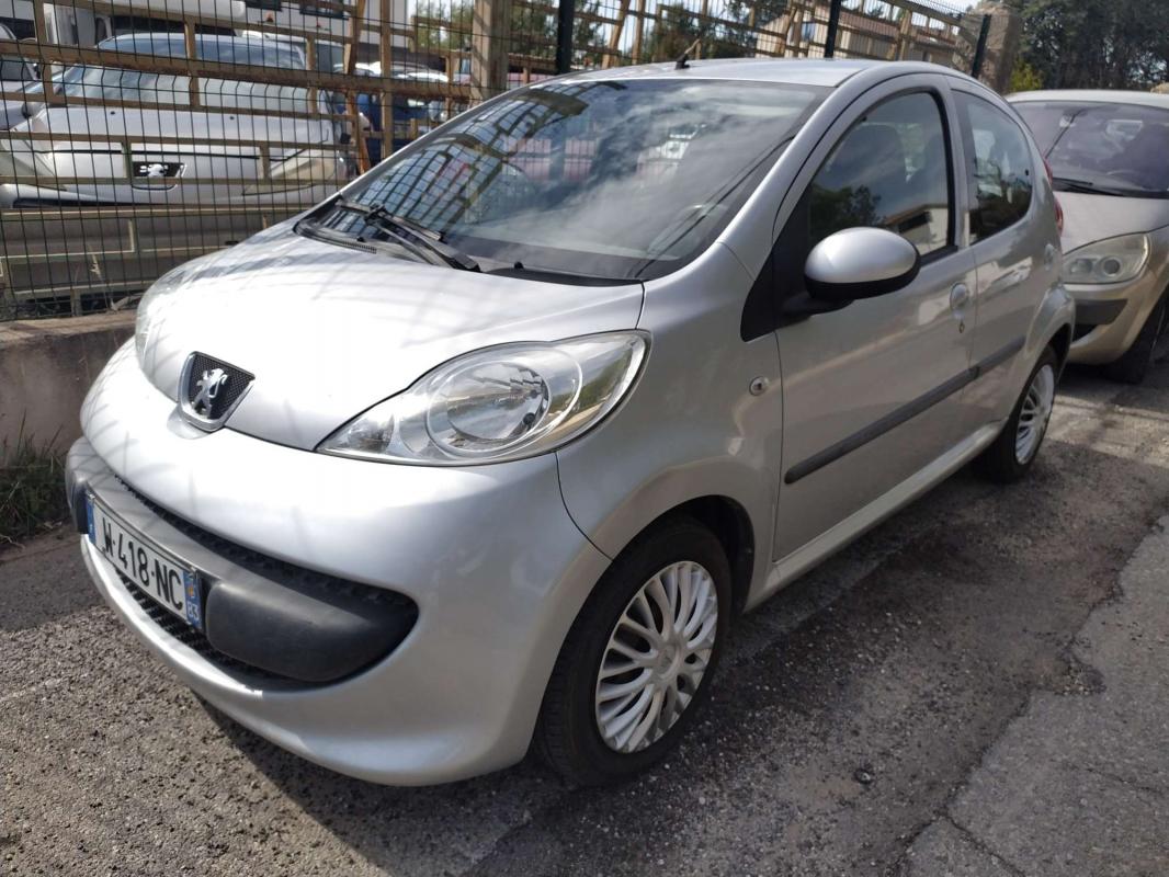 Peugeot 107 - 1,4 HDI Blue Lion Trendy