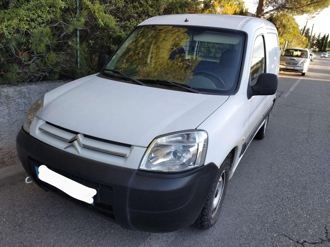 Citroën Berlingo - 1,6 HDI75CV 2 PLACES