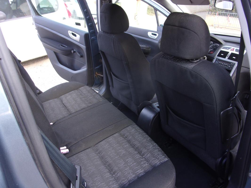 Peugeot 307 - 2,0 HDI XT 90CV