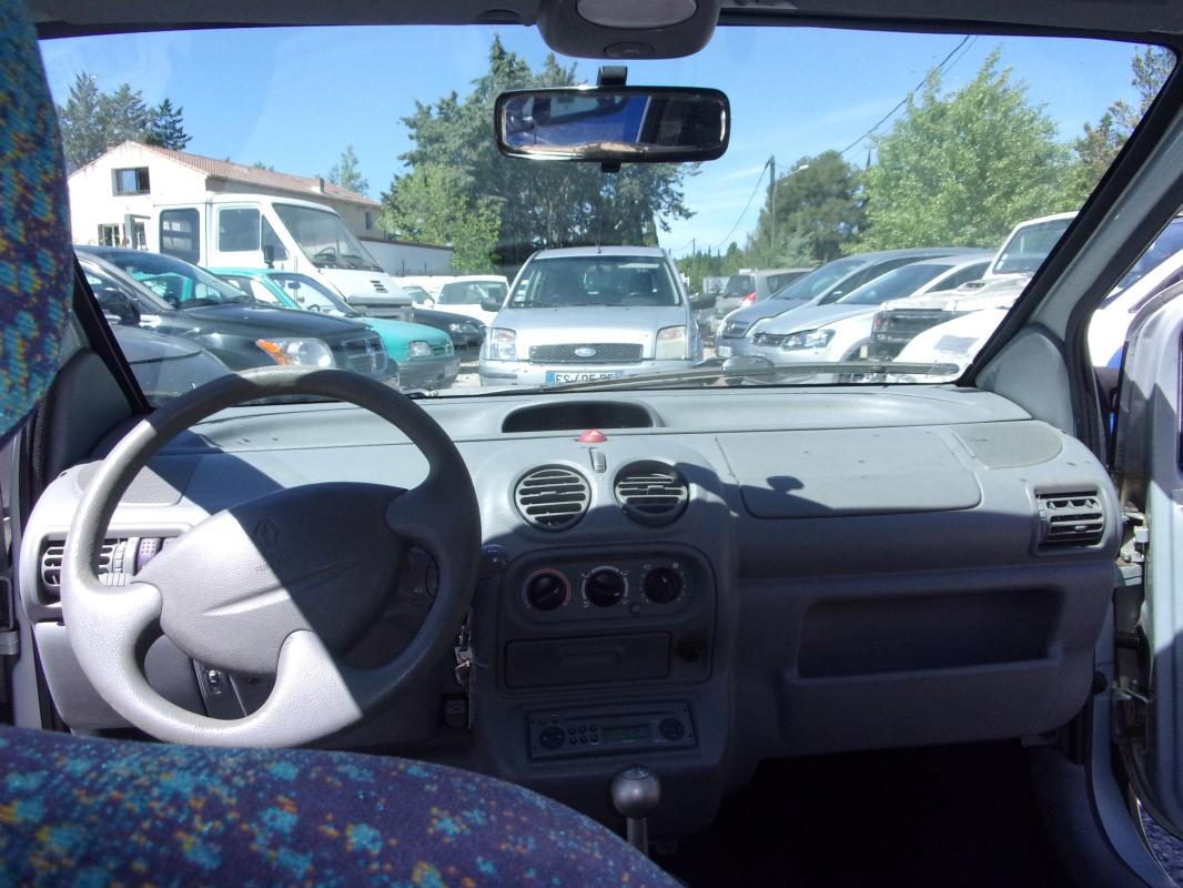Renault Twingo - I 1,2 75 CV BOITE AUTO