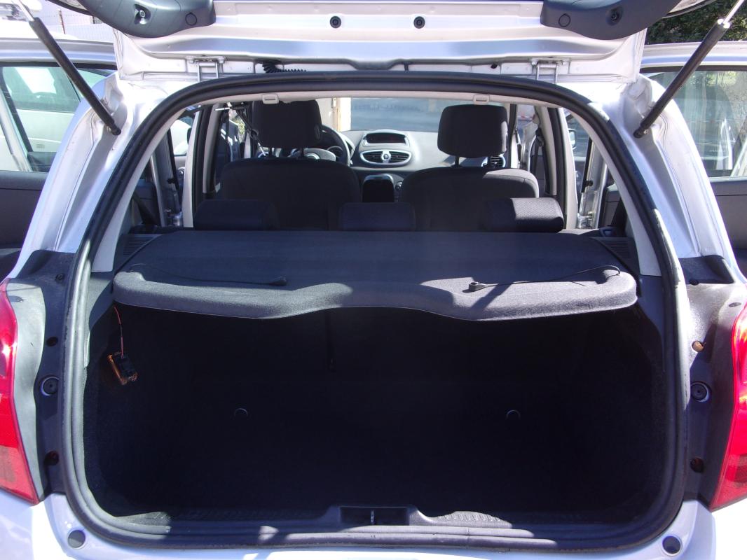 Renault Clio - III 1,6 PROACTIVE DYNAMIQUE BOITE AUTO