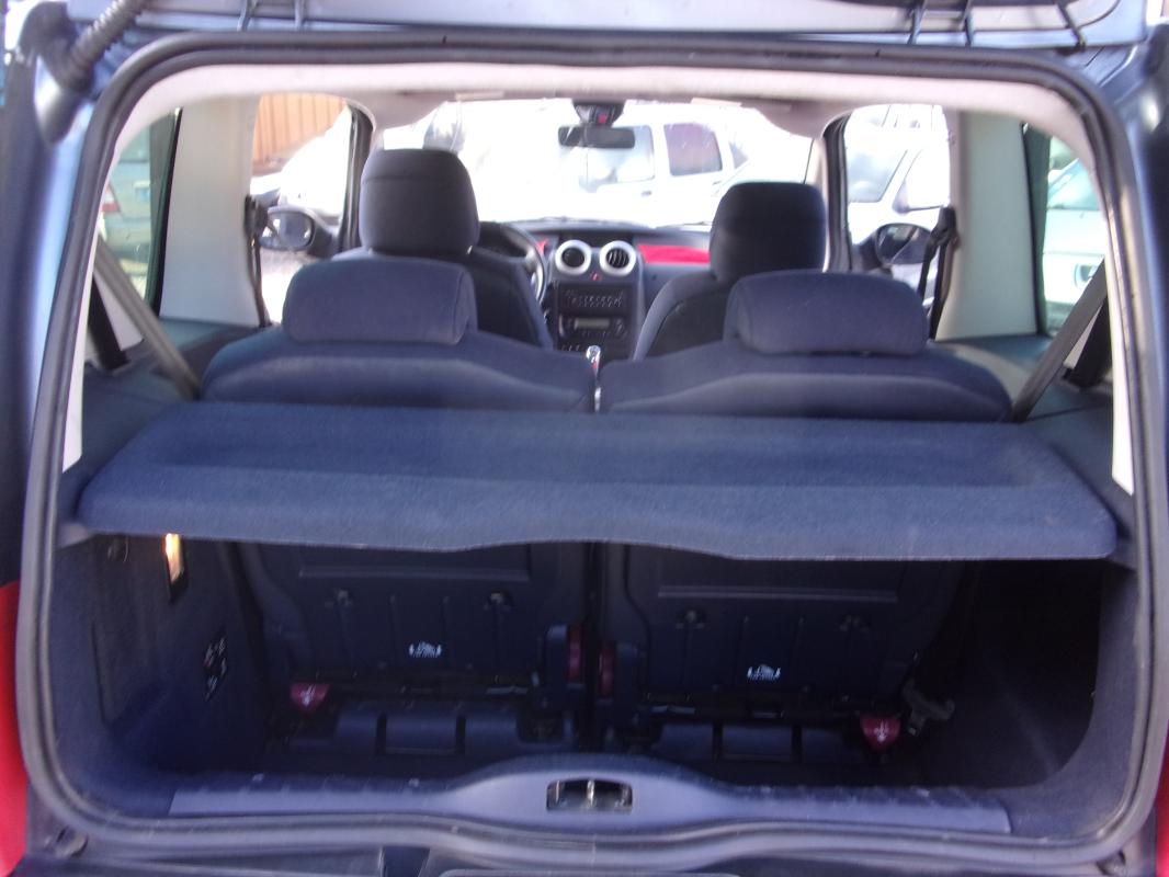 Peugeot 1007 - 1,6 16v TRONIC DOLCE BOITE AUTO