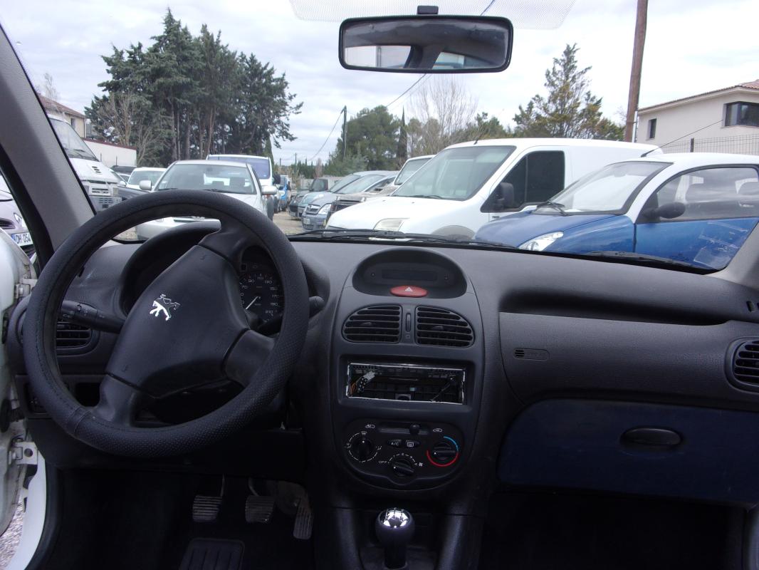 Peugeot 206 - 1,4 HDI XLINE
