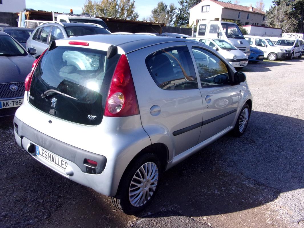 Peugeot 107 - 1,4 HDI Blue LionTrendy