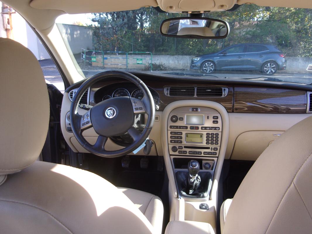 Jaguar X-Type - 2.2 D 145CV