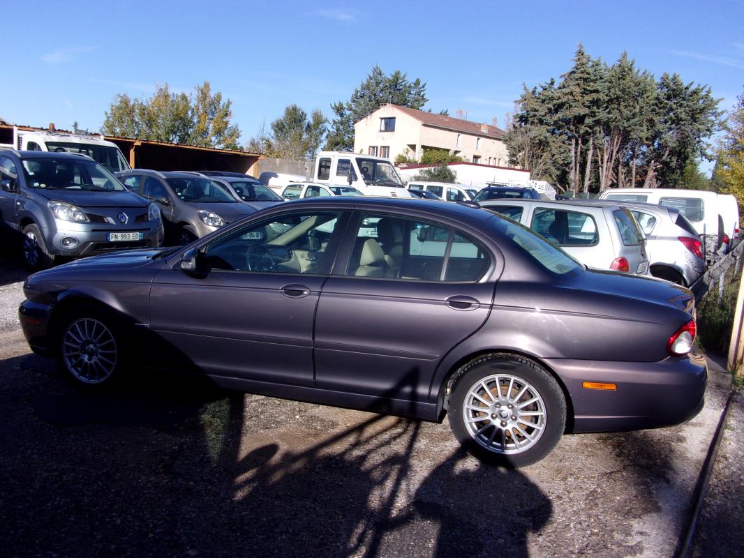 Jaguar X-Type - 2.2 D 145CV