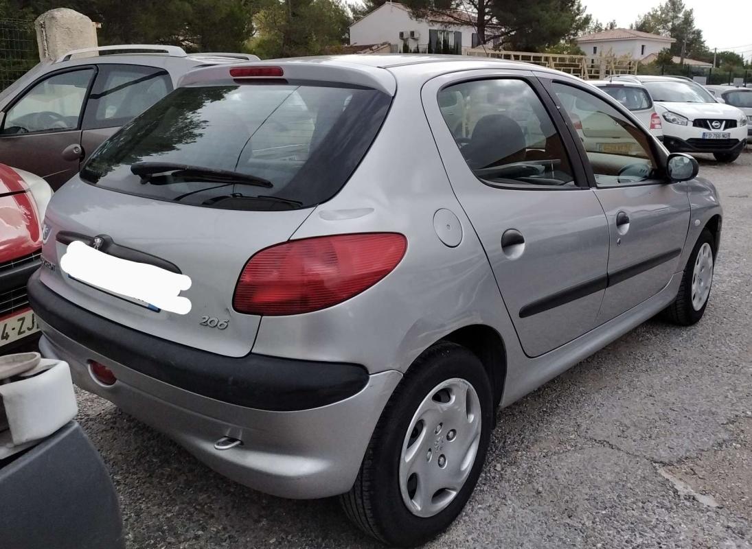 Peugeot 206 - 1,4i XT Pack Clim 75CV BOITE AUTO