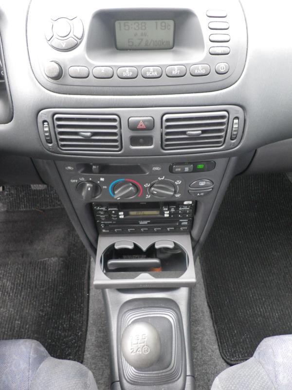 Toyota Corolla - VIII PH2 2.0 D-4D 90 BV5 LINEA TERRA 3P